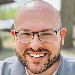 Headshot of Adam Duberstein