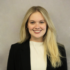 Ellie Jeffrey Headshot